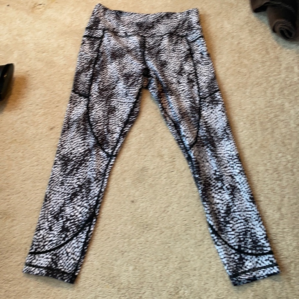 Zyia Leggings worn a few times.  To big. Sz8-10